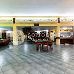 Nyaraló Aida